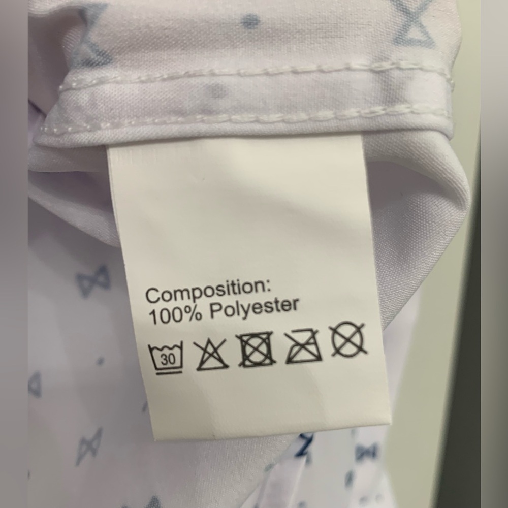 Men's Shirt in White and Blue Pattern - Picture 4 of 4